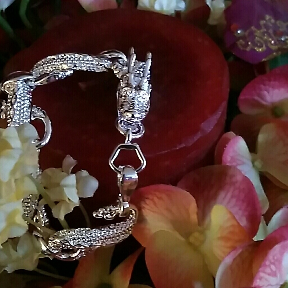 8" silver plated, link chain bracelet